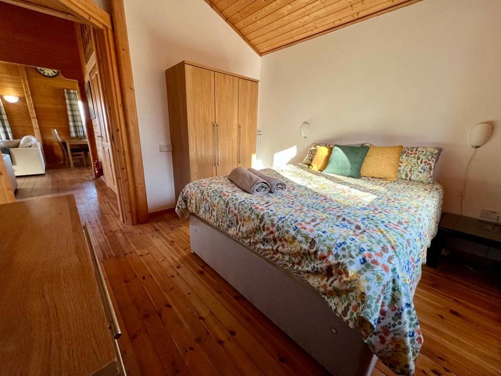 Reeds Lodge, Lake Pochard Южен Сърни Екстериор снимка